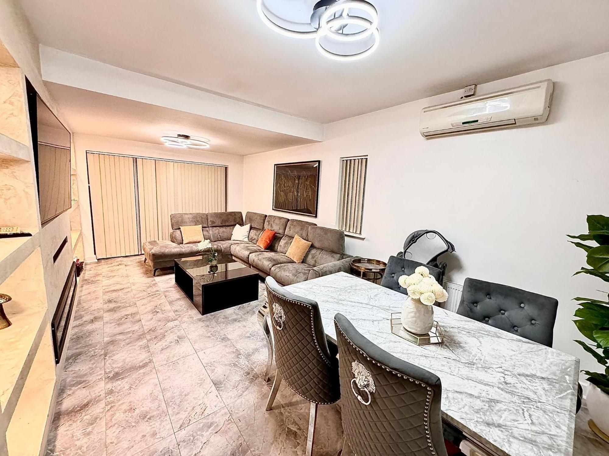 Deluxe Spacious King Size Room Hornchurch Exteriér fotografie